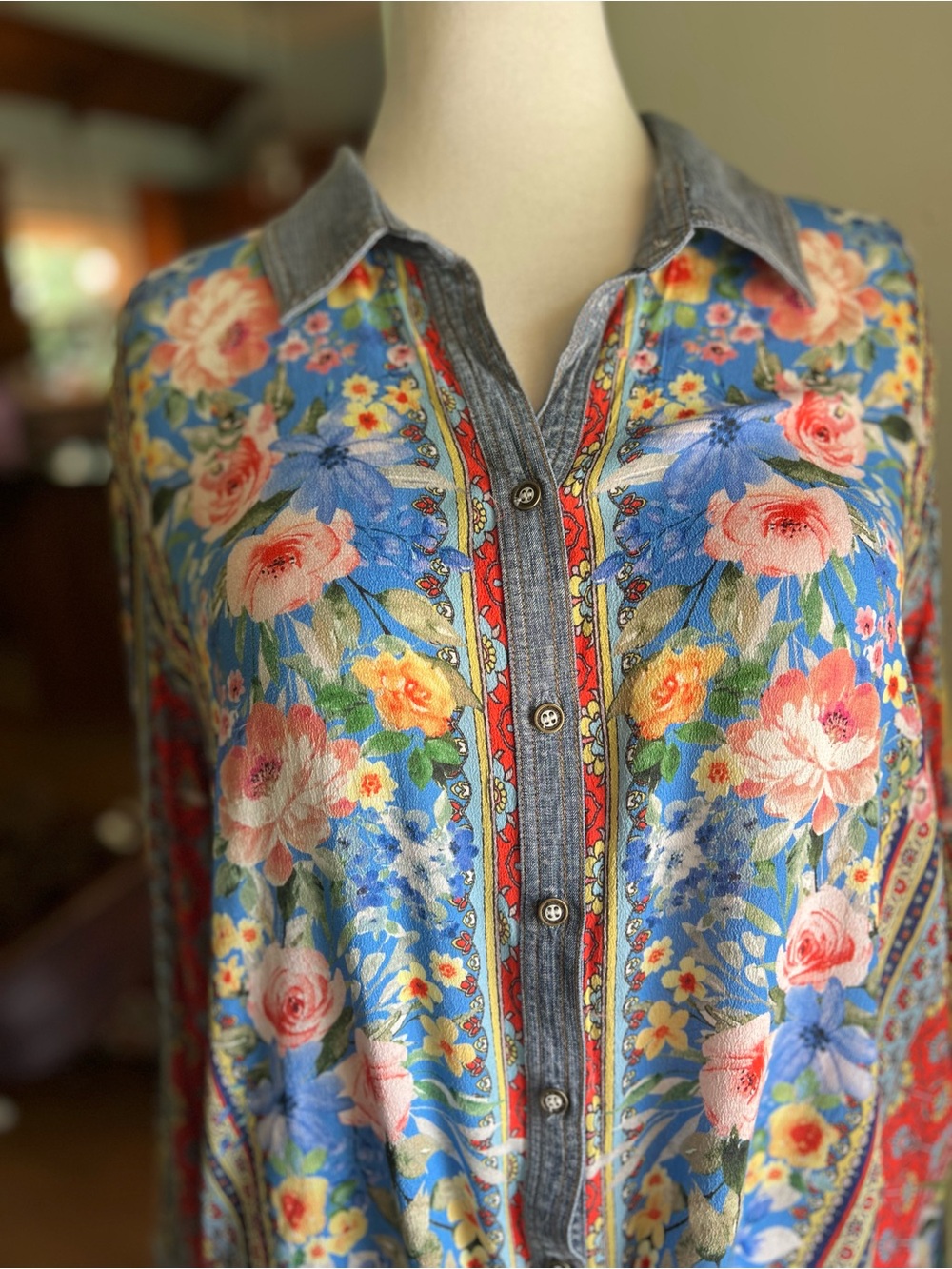 John Mark Floral Button-Front Blouse - Blue, Coral & Pink - Picture 7 of 10
